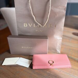 Bvulgari Large Leather Mauve Wallet AUTHENTIC
